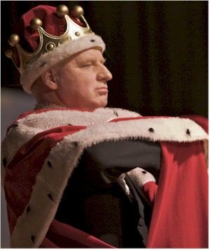 Robbins Wolfe in the chorus of Iolanthe 2008
